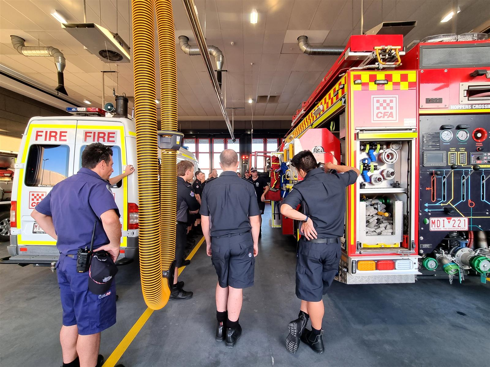 FRV crews going over Hoppers Crossing CFA's Pumper Tanker