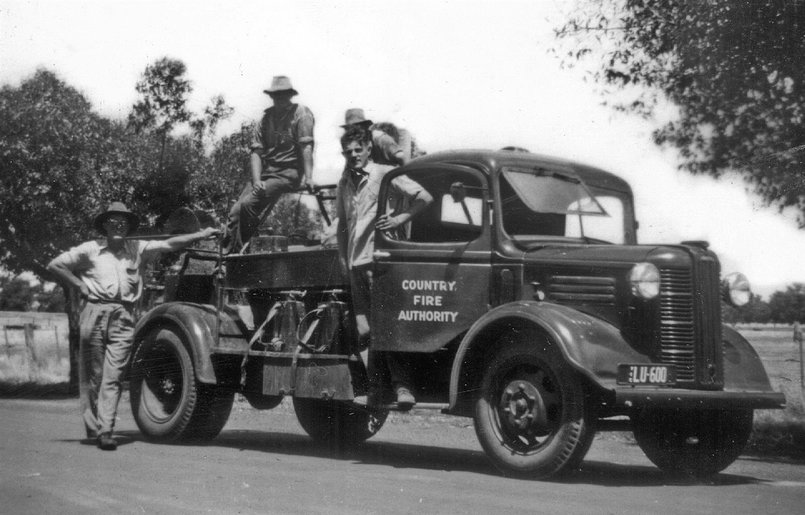 1947 Austin series 1 tanker