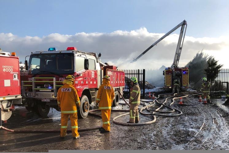 CFA supports FRV at Maryvale mulch fire